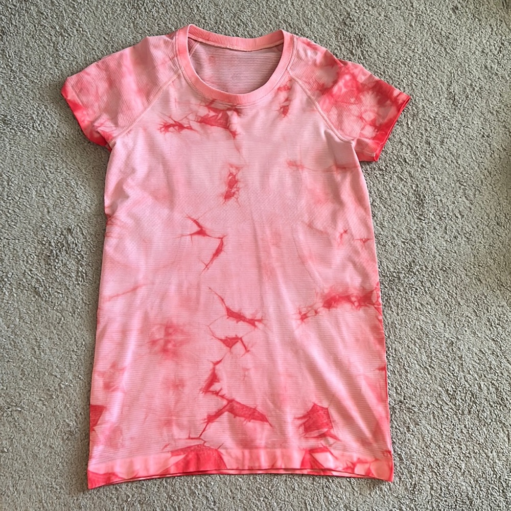 Lululemon swiftly tech